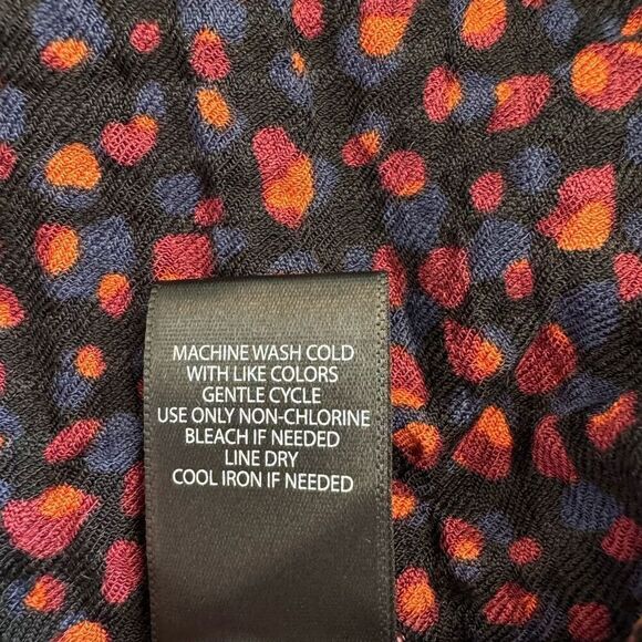 NWT Torrid (1) Crinkle Gauze Cold Shoulder Tie-Front Top - Picture 7 of 8